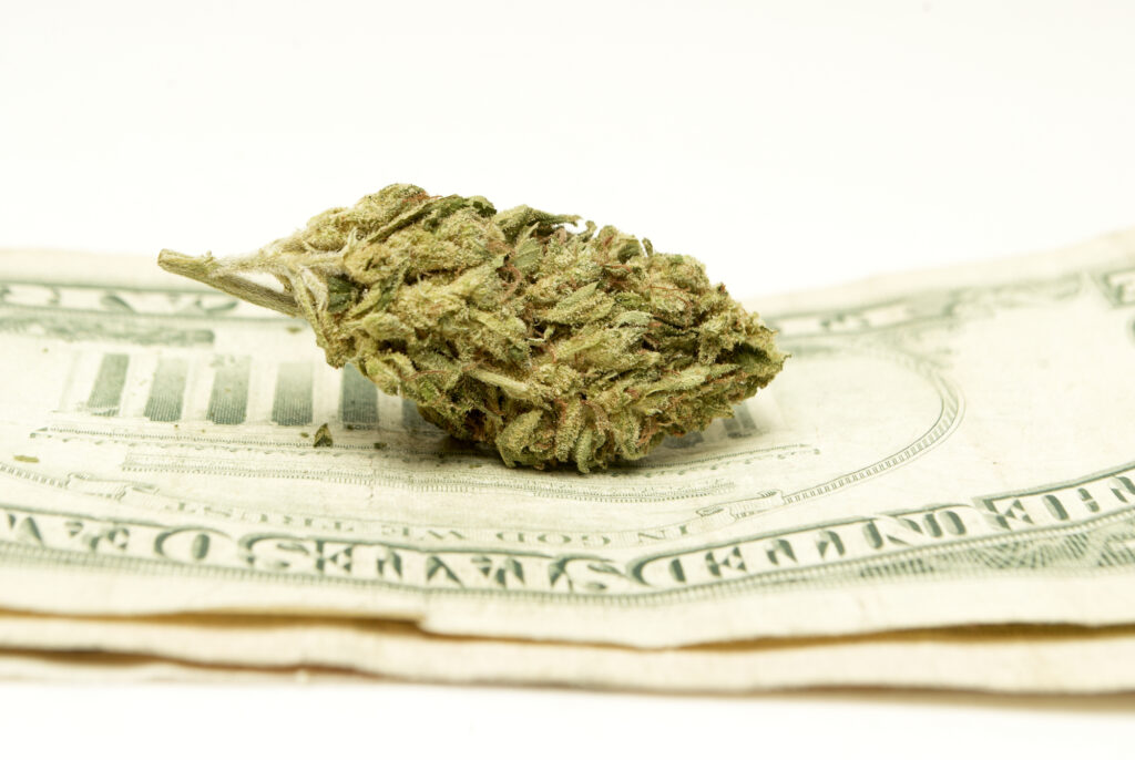 Senate Banking Committee Advances Marijuana Financing Bill